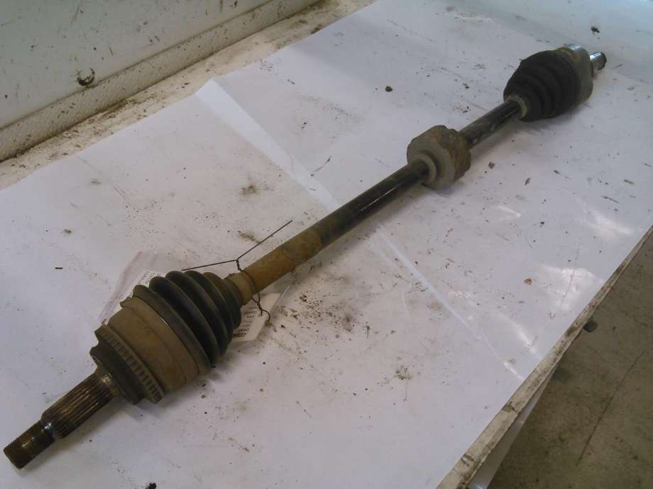Drivaksel høyre foran, bensin/automat til Toyota Corolla, 2002-2007  