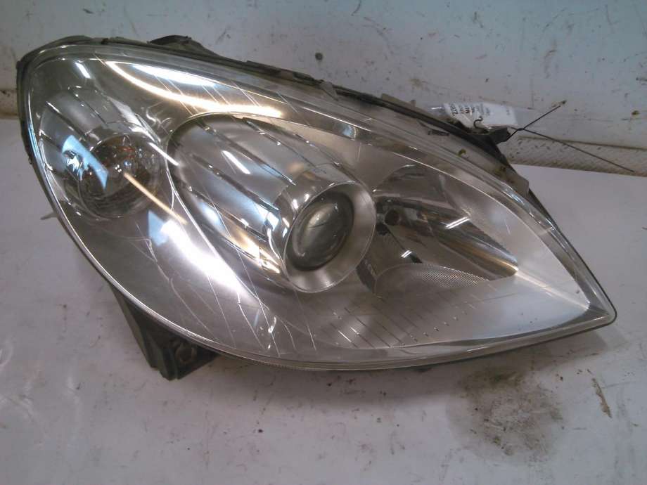 Frontlykt høyre halogen til Mercedes B-Klasse, 2005-2008 (Fase 1) (W245) (W245) 