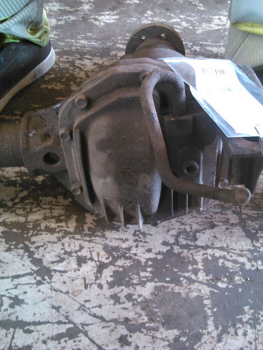Kardang klokke foran til SsangYong Rexton 2004-2006 (Fase 2) (Y200) (Y200) 
