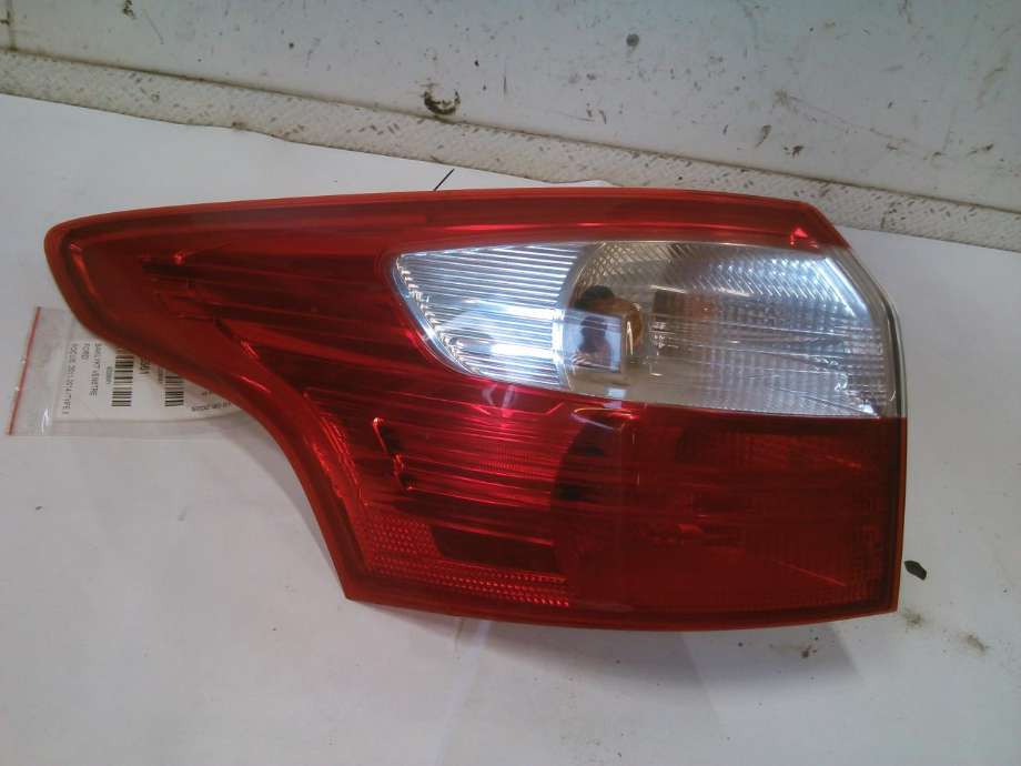 Baklykt venstre til Ford Focus, 2011-2014 (Type III, Fase 1)  
