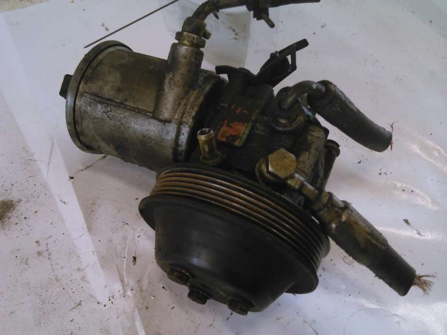 Servo pumpe mekanisk til Mercedes 124, 1986-1995 (W124) (W124)