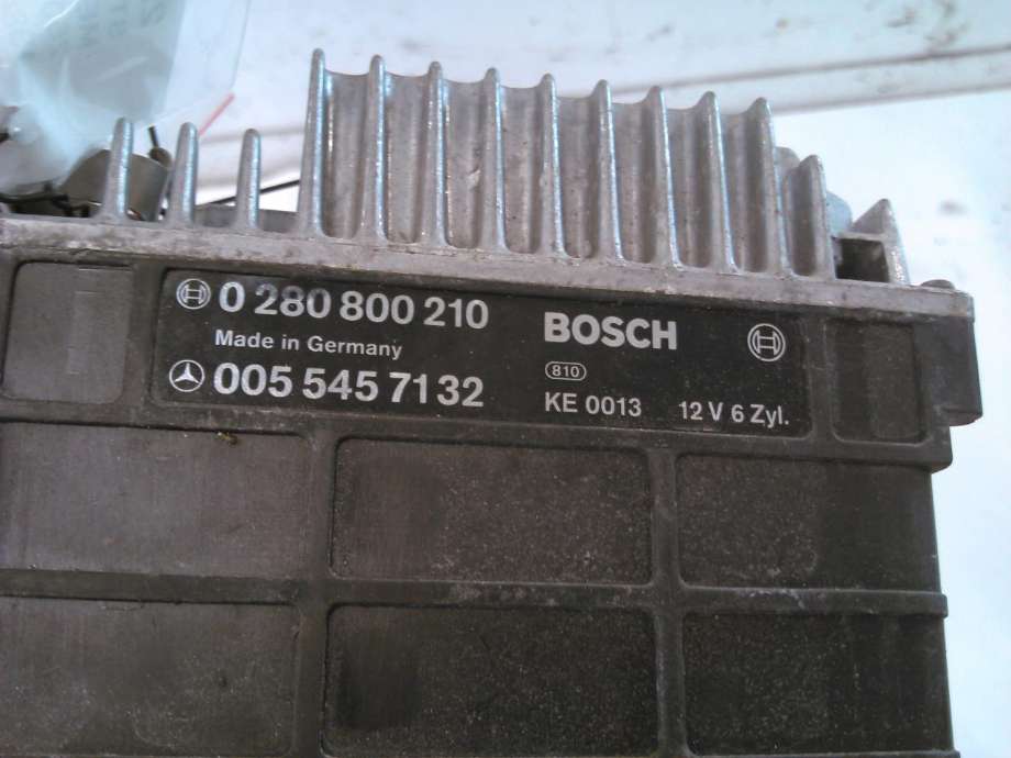 Styreenhet motor til Mercedes 124 1986-1995 (W124) (W124) (BOSCH|0280800210|0055457132|)