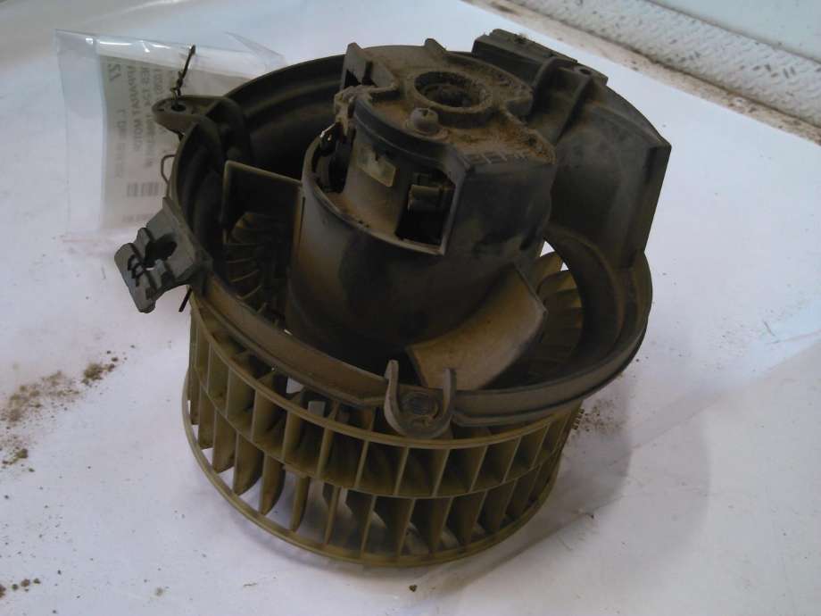 Varmeapparat motor til Mercedes 124, 1986-1995 (W124) (W124)