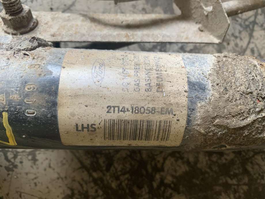 Fjærbein venstre foran til Ford Transit Connect 2009-2013 (Type I, Fase 2)