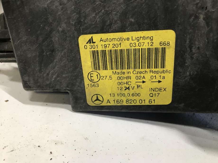 Frontlykt venstre halogen til Mercedes A-Klasse 2005-2012 (W169) (W169)