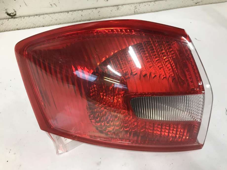 Baklykt venstre til Ford Kuga, 2008-2012 (Type I)  