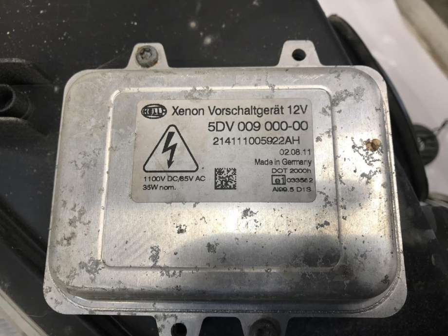 Frontlykt høyre xenon til Ford Kuga 2008-2012 (Type I)  