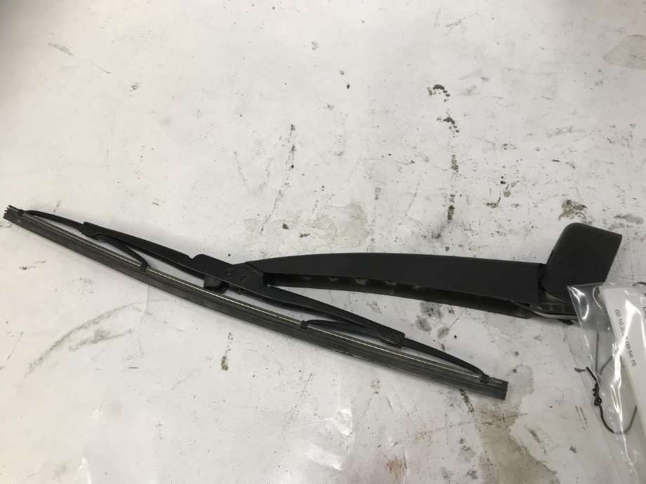 Viskerarm bakrute til Ford Kuga, 2008-2012 (Type I)  