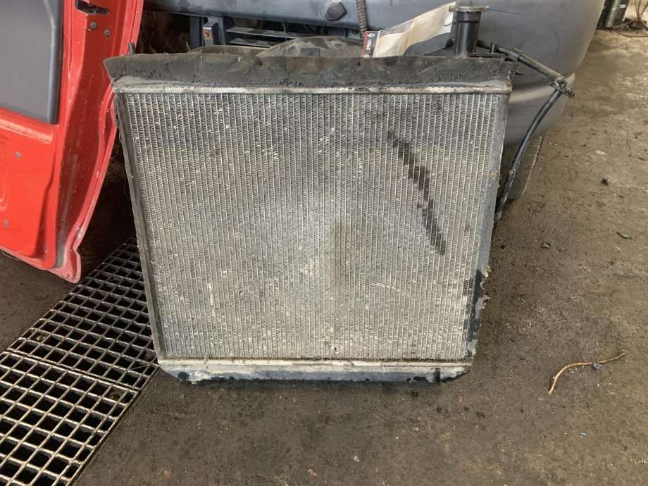 Radiator (manuell gir) til Toyota Hiace, 1996-2001 (Fase 1)  