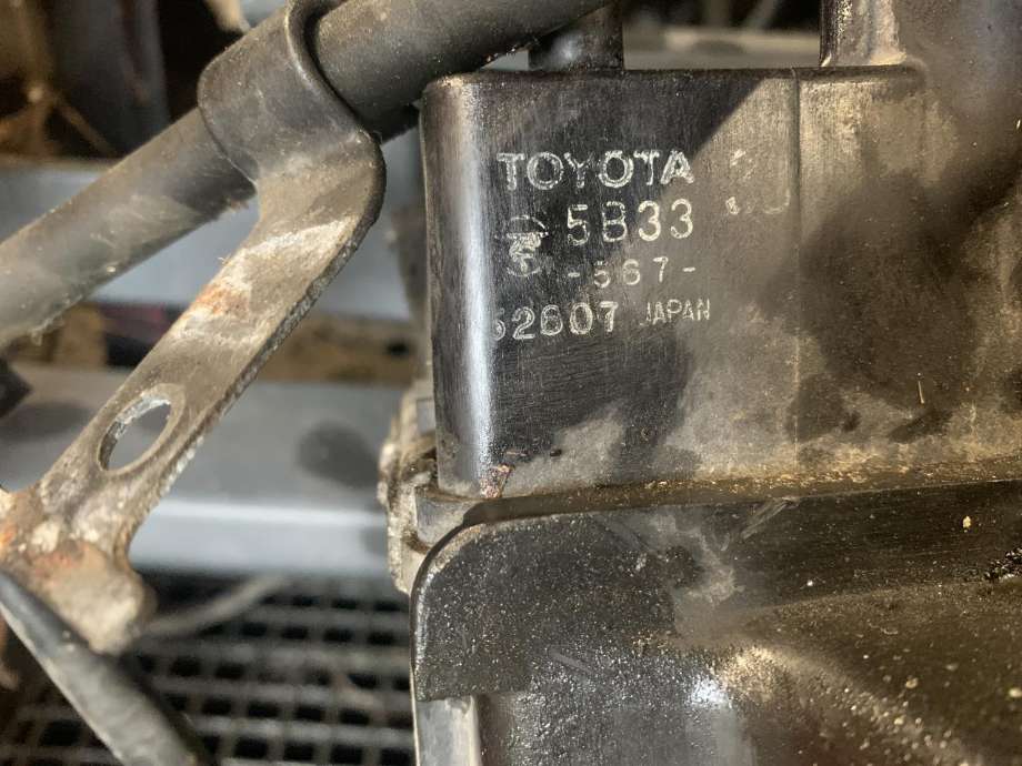 Radiator (manuell gir) til Toyota Hiace 1996-2001 (Fase 1)  