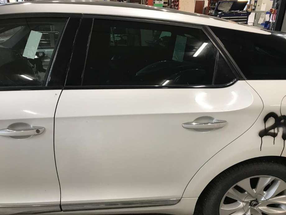 Dør venstre bak til Citroën DS5, 2012-2017  
