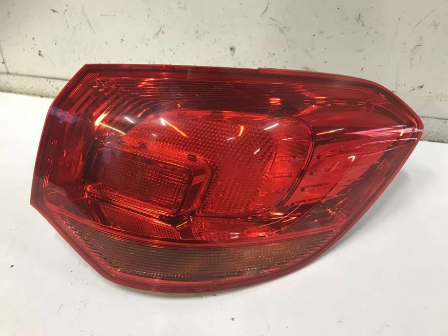 Baklykt høyre til Opel Astra J, 2010-2015  