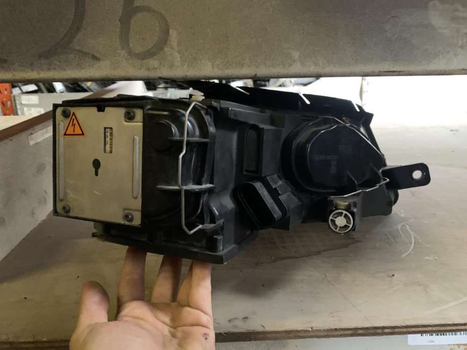 Frontlykt venstre xenon til VW Passat 2005-2010 (B6) (B6) 