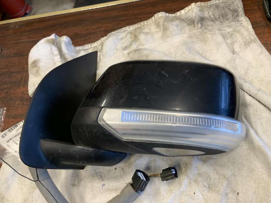 Speil venstre til Nissan Pathfinder 2005-2010 (Fase 1) (R51) (R51) 