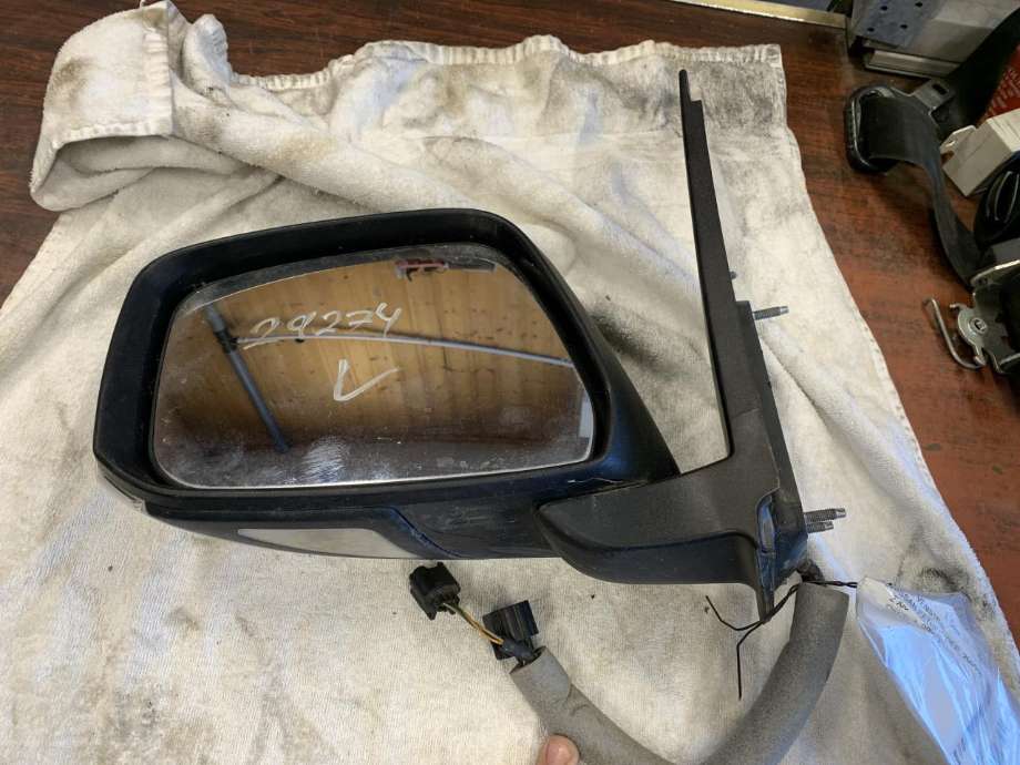 Speil venstre til Nissan Pathfinder 2005-2010 (Fase 1) (R51) (R51) 