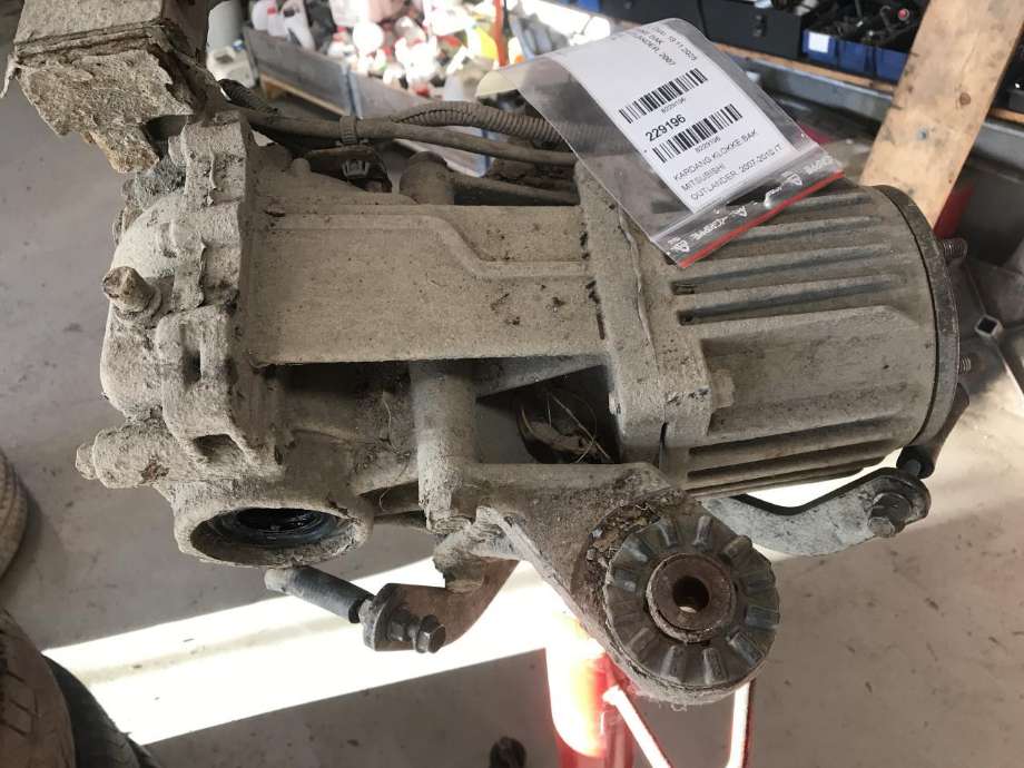 Kardang klokke bak til Mitsubishi Outlander 2007-2010 (Type II, Fase 1)