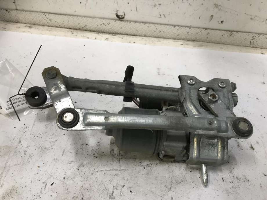 Viskermotor foran høyre til VW Touran 2003-2006 (Type I, Fase 1)  (0390241786|1T0955120C|)