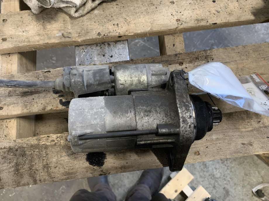 Starter diesel til VW Caddy, 2004-2010 (Type III, Fase 1)  
