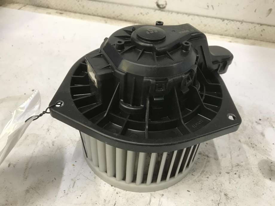 Varmeapparat motor til SsangYong Korando, 2011-2013 (Type III)  (BOSCH|F00S3B2401)
