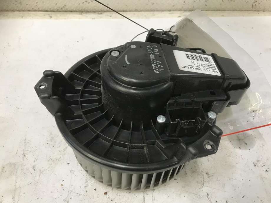 Varmeapparat motor til Toyota Avensis, 2009-2015 (Type III, Fase 1)  (DENSO|AV272700-8104)