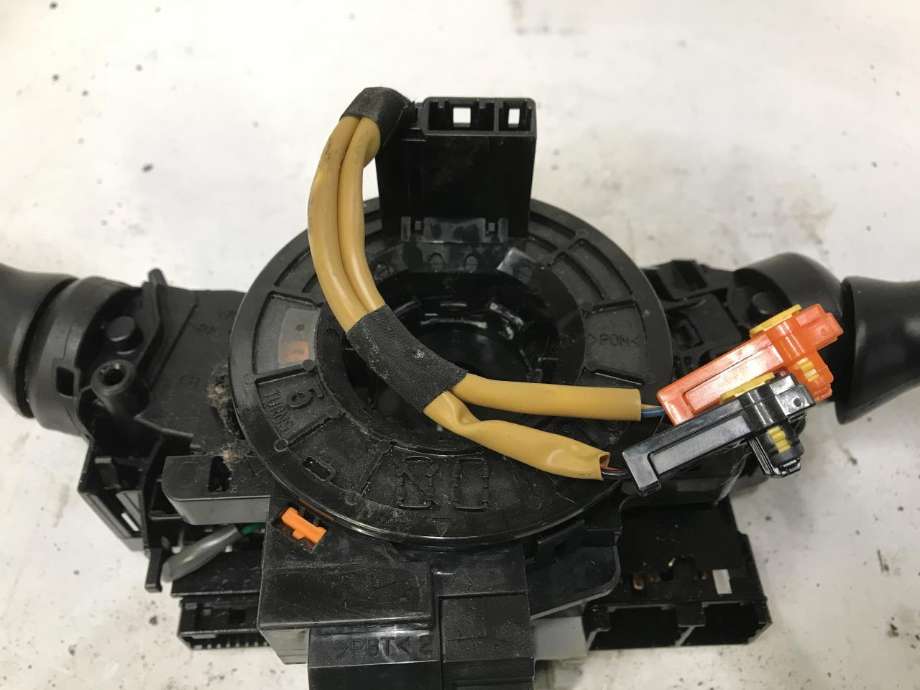 Bryter combi til Toyota RAV4 2006-2009 (Type III, Fase 1)  