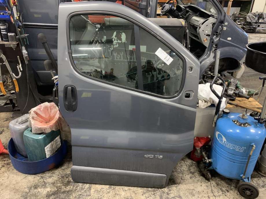 Dør høyre foran til Nissan Primastar, 2006-2014  