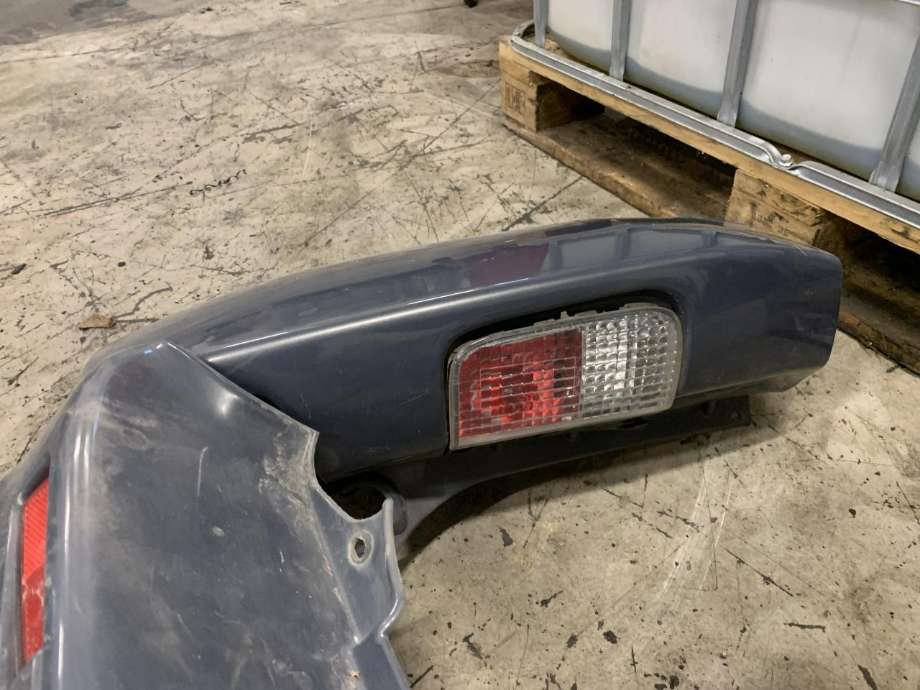 Støtfanger bak til Nissan Primastar 2006-2014  