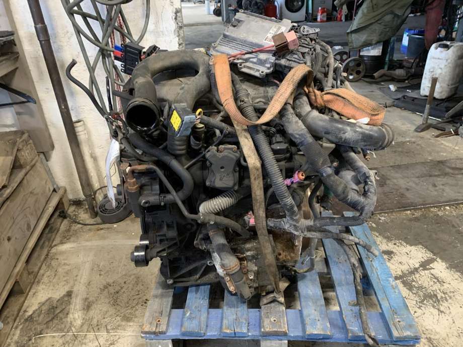 Motor diesel til Nissan Primastar 2006-2014  