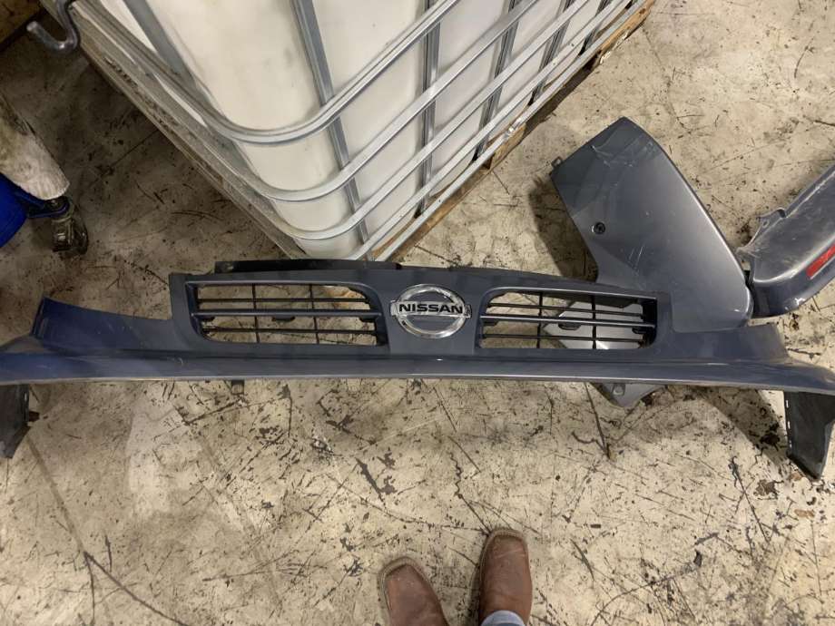 Grill til Nissan Primastar, 2006-2014  