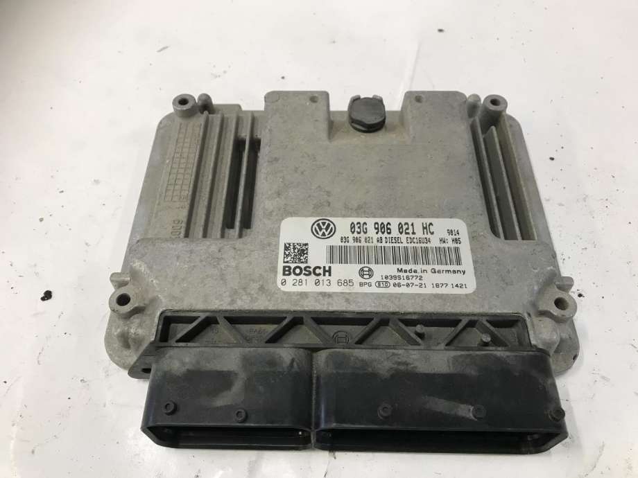 Styreenhet motor til VW Golf, Plus/Cross, 2005-2009 (Fase 1)  (BOSCH|03G906021HC)