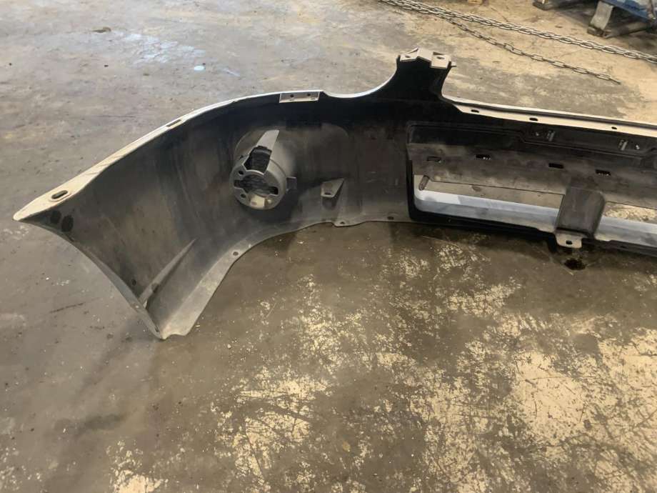 Støtfanger foran til Subaru Impreza 2001-2005 (Type II, Fase 1)