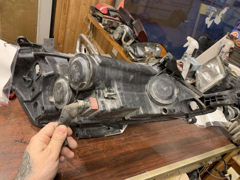 Frontlykt venstre halogen til Peugeot Expert 2007-2016 (Type II)