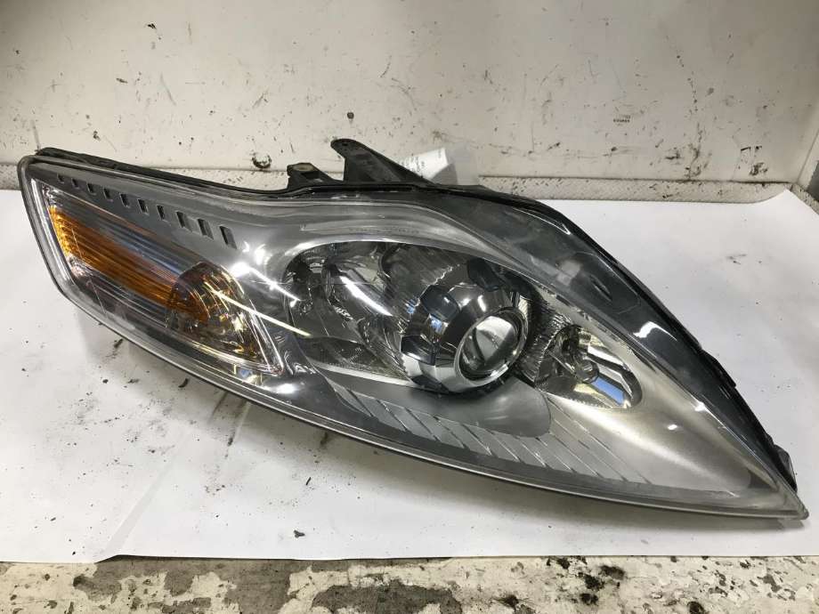 Frontlykt høyre xenon til Ford Mondeo, 2011-2014 (Type IV, Fase 2)  