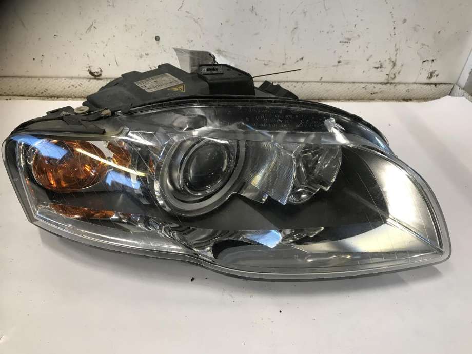 Frontlykt høyre xenon til Audi A4, 2004-2008 (Type III) (B7) (B7) 