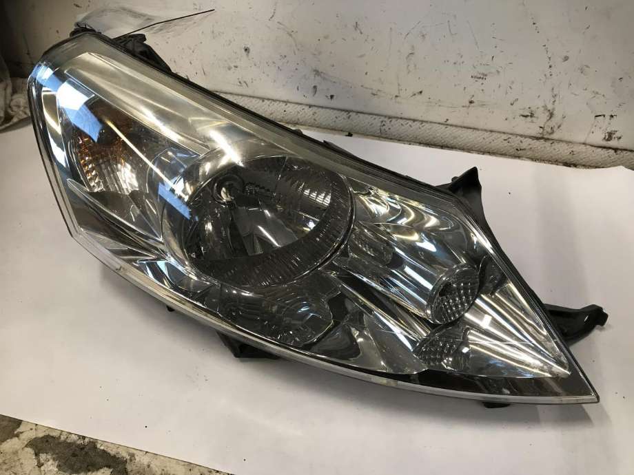 Frontlykt høyre halogen til Peugeot Expert, 2007-2016 (Type II)  