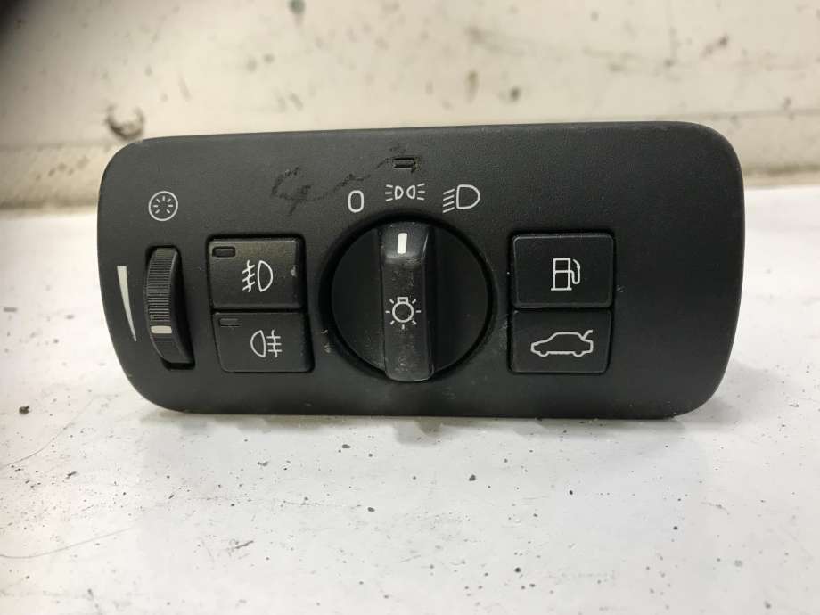 Bryter lys til Volvo XC60, 2008-2013 (Type I, Fase 1)  (30739414)
