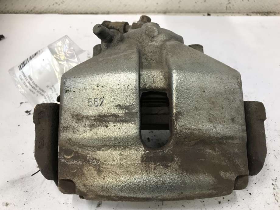 Bremsecaliper høyre foran til VW Passat, 2005-2010 (B6) (B6) 
