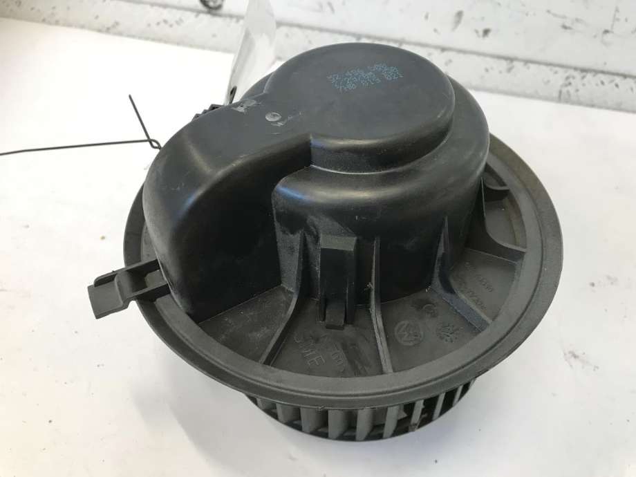 Varmeapparat motor bak til VW Transporter / Caravelle, 2003-2009 (Fase 1) (T5) (T5) (7H0819021)