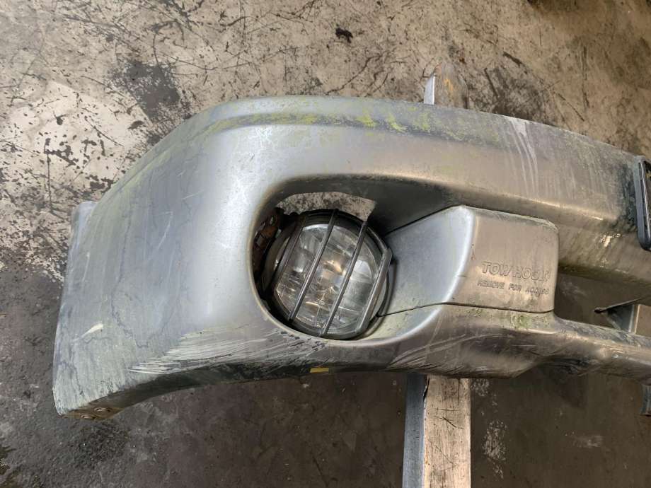 Støtfanger foran til Subaru Outback 1999-2003 (Type II)  