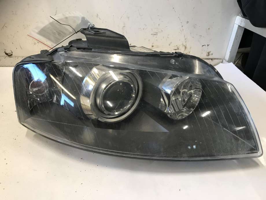 Frontlykt høyre xenon til Audi A3, 2003-2008 (Type II, Fase 1)  
