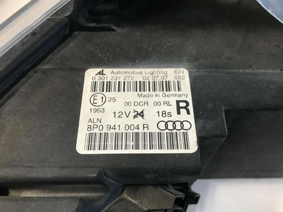 Frontlykt høyre xenon til Audi A3 2003-2008 (Type II, Fase 1)  