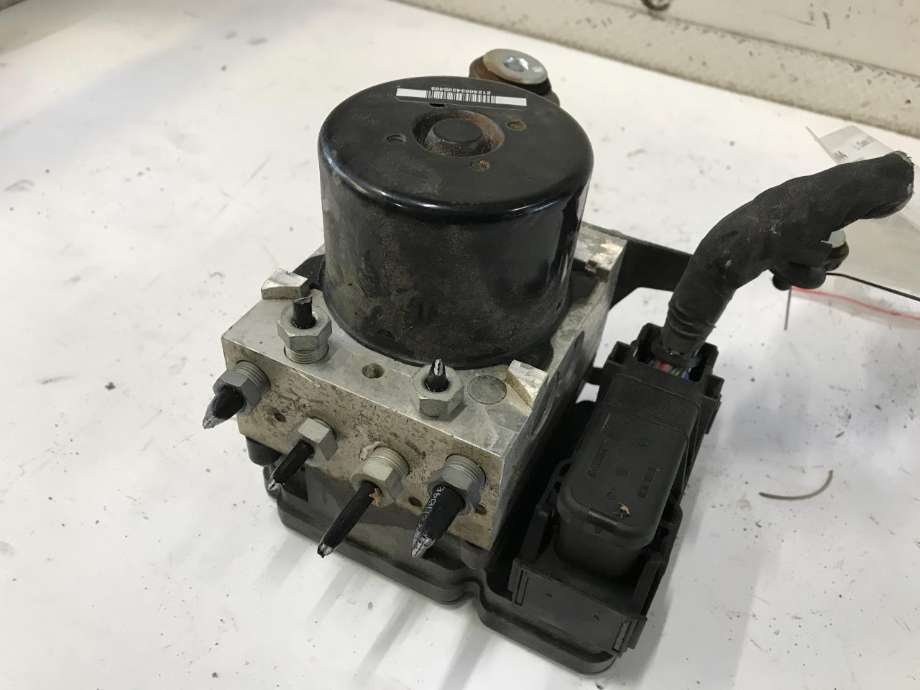 ABS sentral til Volvo V70, 2007-2013 (Type III, Fase 1)  (30681619)