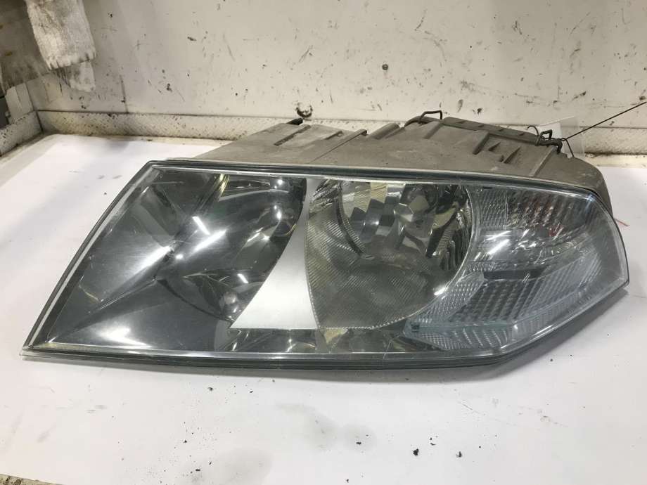 Frontlykt venstre halogen til Škoda Octavia, 2005-2008 (Type II, Fase 1)