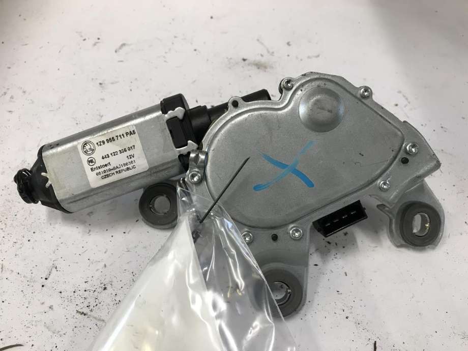 Viskermotor bakrute til Škoda Octavia 2005-2008 (Type II, Fase 1) (1Z9955711PA5|)