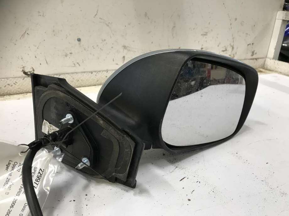 Speil høyre til Toyota Yaris, 2006-2009 (Type II, Fase 1)  