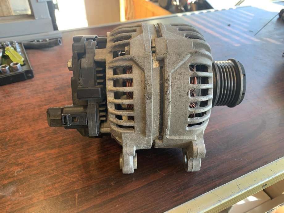 Dynamo diesel til VW Caddy 2004-2010 (Type III, Fase 1)  