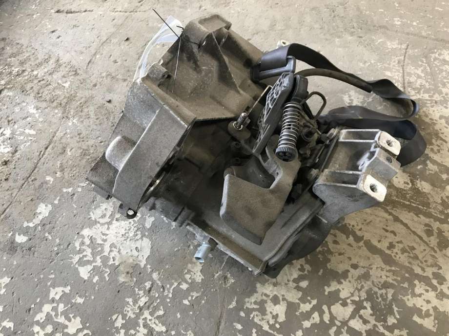 Girkasse manuell til VW Golf V, Combi 2003-2008 (JHU|)