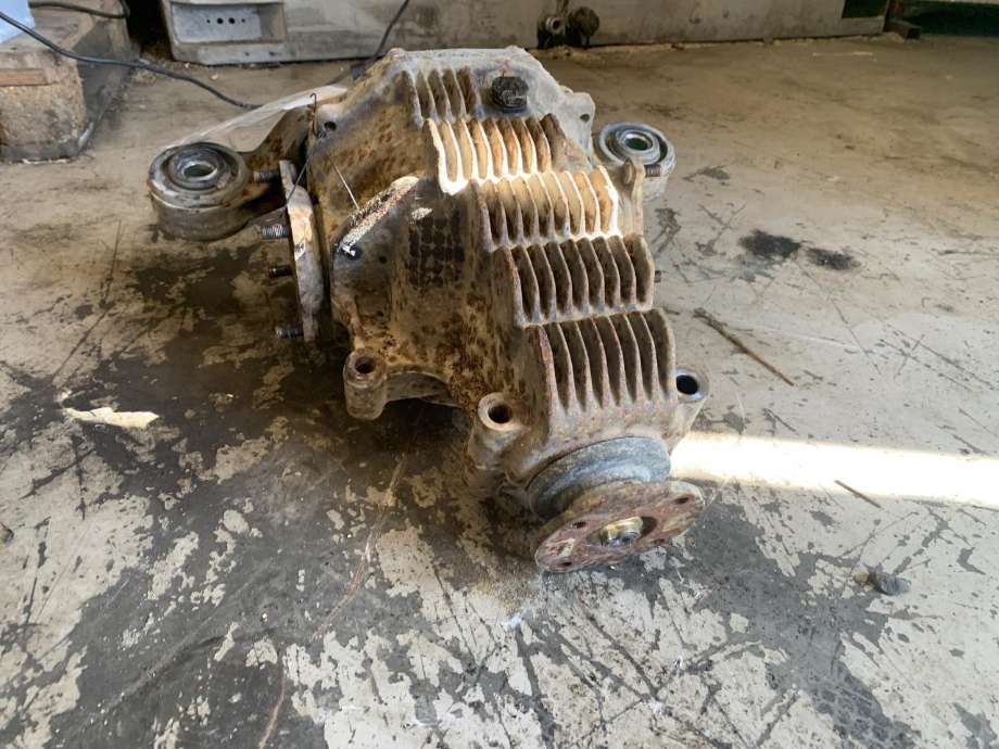 Kardang klokke bak til Toyota Hiace 1996-2001 (Fase 1)