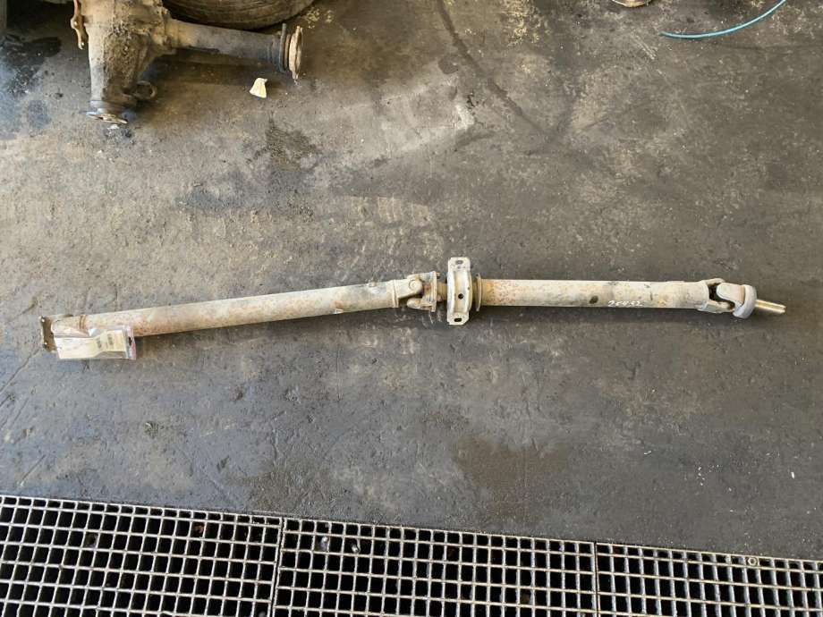 Mellomaksel bakre til Toyota Hiace, 1996-2001 (Fase 1)  