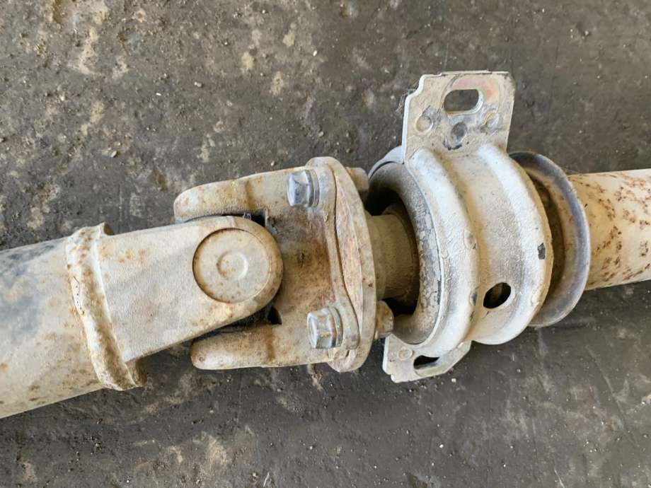 Mellomaksel bakre til Toyota Hiace 1996-2001 (Fase 1)  